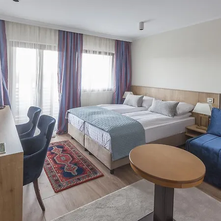 Hills * Ζλάτιμπορ