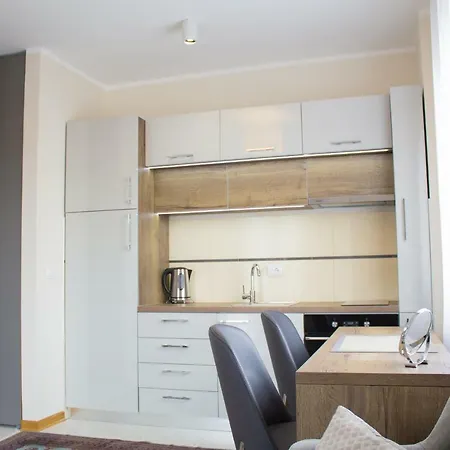 Hills * Ζλάτιμπορ